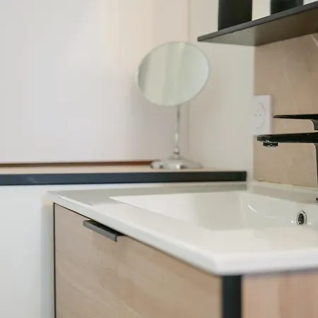 Joli Avec Balcon - 2 Personnes Apartment Les Sables-dʼOlonne