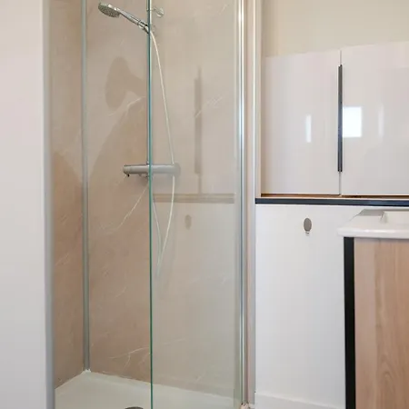 Joli Avec Balcon - 2 Personnes Les Sables-dʼOlonne